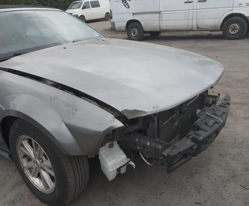 Ford Mustang cena 26500 przebieg: 136000, rok produkcji 2009 z Ostrołęka małe 106